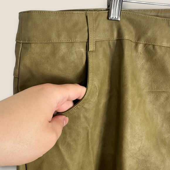 PrettyLittleThing Plus Olive Washed Faux Leather Straight Trousers Size 18 NWT - Picture 9 of 14